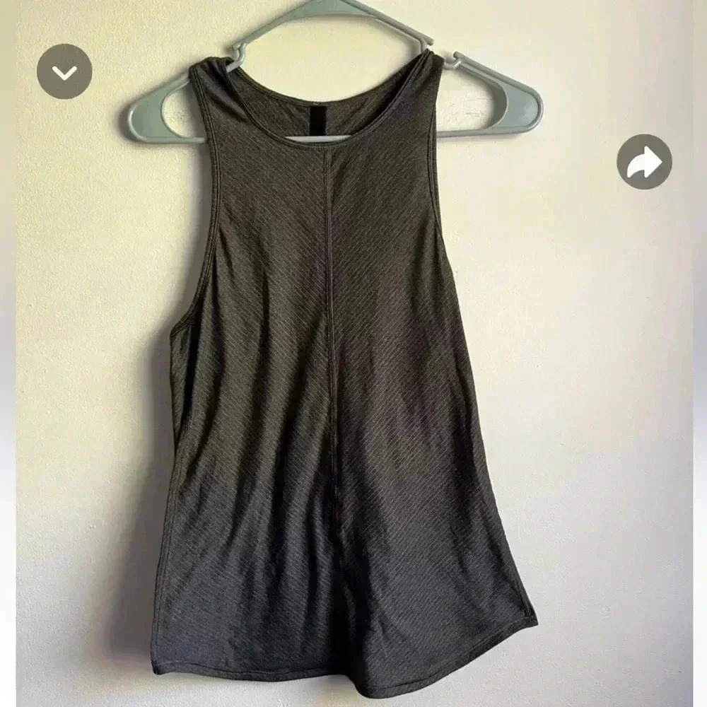 Lululemon dark grey tank size 4 - Picture 1 of 3